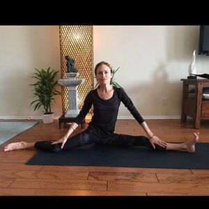 Meet your Posher, Coco